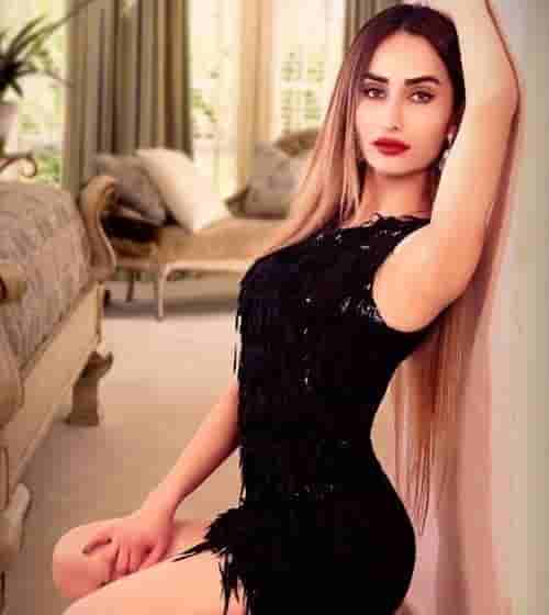 Aliya Sinha is an Independent Gurgaon  Escorts Services with high profile here for your entertainment and fulfill your desires in Gurgaon  call girls best service.